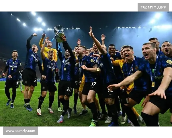 米兰2-2帕尔马,十轮不败继续紧追榜首 米兰2-2帕尔马,十轮不败继续紧追榜首