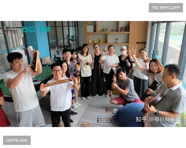 独立摔角联盟在后疫情时代的生存困境与流媒体转型